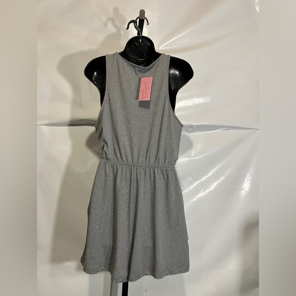 Women’s Sleeves Stretch Romper Size Small - Picture 2 of 2